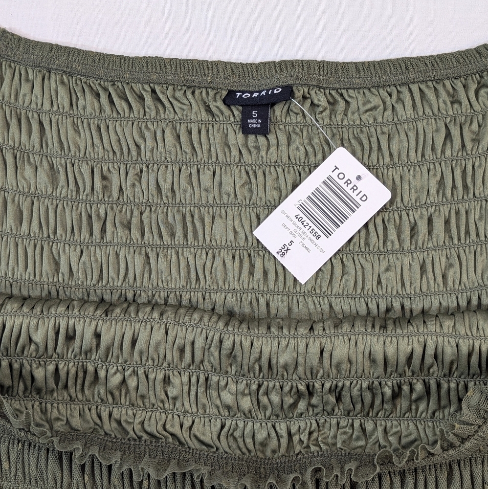 🆕 Torrid Dot Mesh Smocked Crop Top (Torrid 5) - Picture 3 of 11